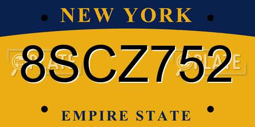 8SCZ752 New York License Plate