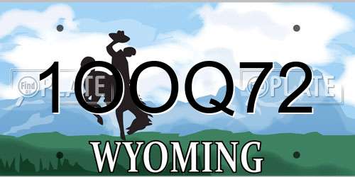 1OOQ72 Wyoming License Plate