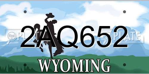 2AQ652 Wyoming License Plate