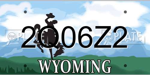 2Q06Z2 Wyoming License Plate