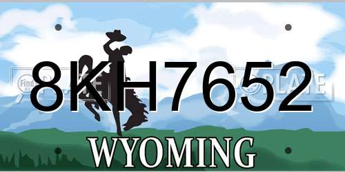 8KH7652 Wyoming License Plate