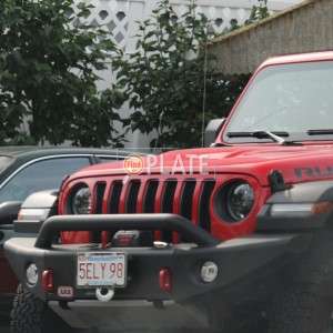 5ELY98 MA License Plate