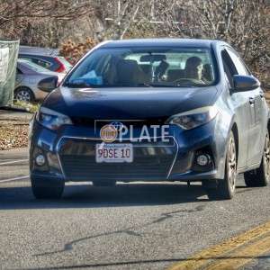 9DSE10 MA License Plate