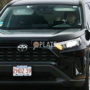 2HDZ39 MA License Plate