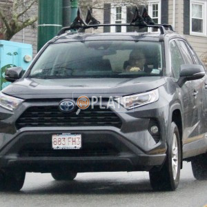 883FH3 MA License Plate