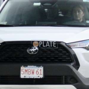 5MBW61 MA License Plate