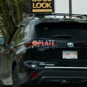 6BKL28 MA License Plate