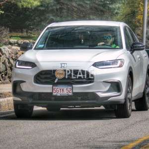 5GYK52 MA License Plate