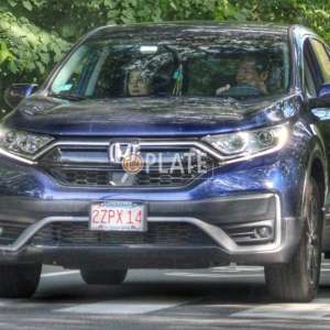 2ZPX14 MA License Plate