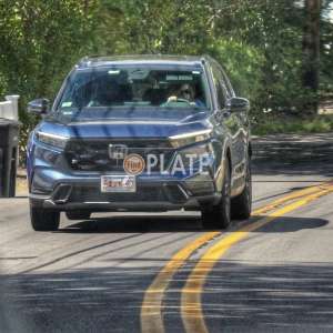 Female Driver of 5AXK57 Weaved and Sped on Page Rd in Bedford MA 