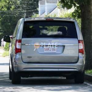 5AKJ86 MA License Plate