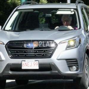 6NEJ99 MA License Plate