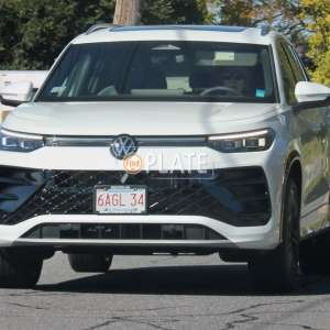 6AGL34 MA License Plate