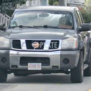 4ZHN22 MA License Plate