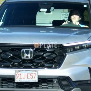 91JE57 MA License Plate