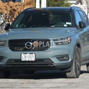 LZR7671 NY License Plate
