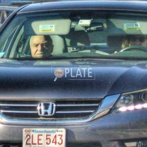 2LE543 MA License Plate