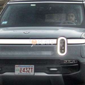 VE43ZT MA License Plate
