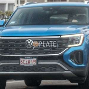 6CZW99 MA License Plate