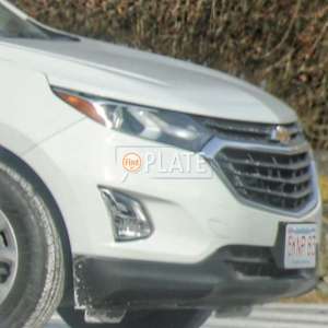 5KNP83 MA License Plate