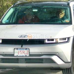 VE59LZ MA License Plate