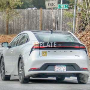 5RCF55 MA License Plate