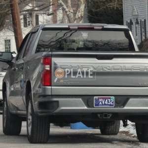 MAV432 MA License Plate