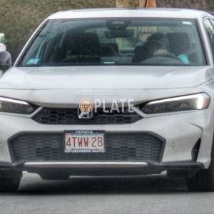 4TWW28 MA License Plate
