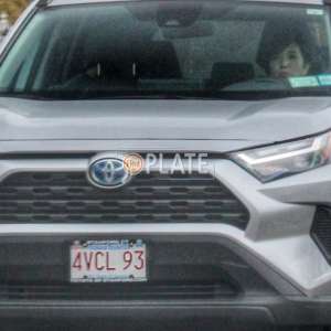 4VCL93 MA License Plate
