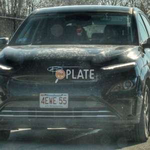 4EWE55 MA License Plate