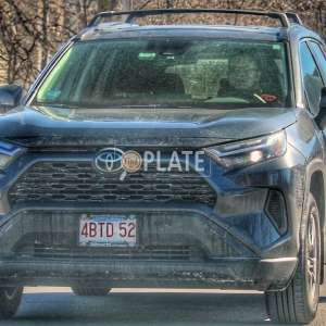 4BTD52 MA License Plate