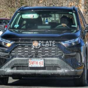 5VFH61 MA License Plate