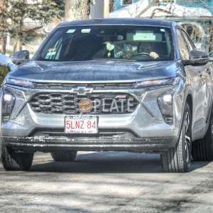 5LNZ84 MA License Plate