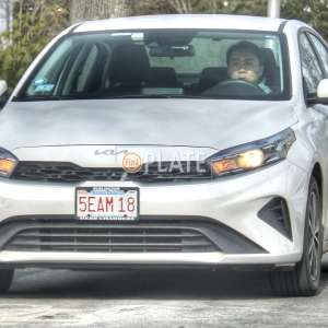 5EAM18 MA License Plate
