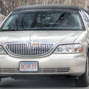3EGR27 MA License Plate