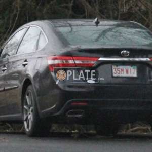 35MW17 MA License Plate