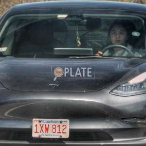 1XW812 MA License Plate