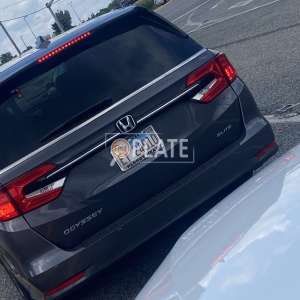 EY24910 IL License Plate